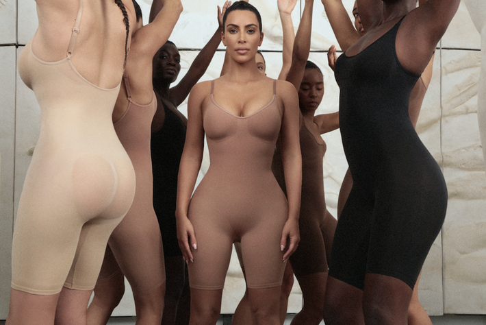 Who Manufactures Skims Shapewear? Inside the Global Supply Chain Behind Kim Kardashian’s Billion-Dollar Brand